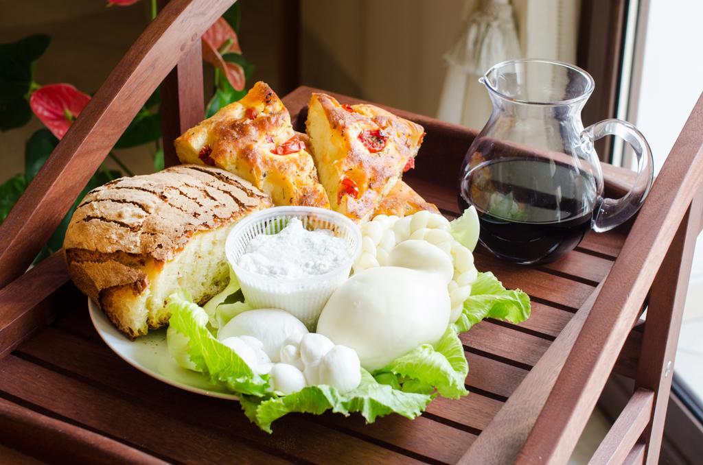 لاتيرزا B&B Iris المظهر الخارجي الصورة